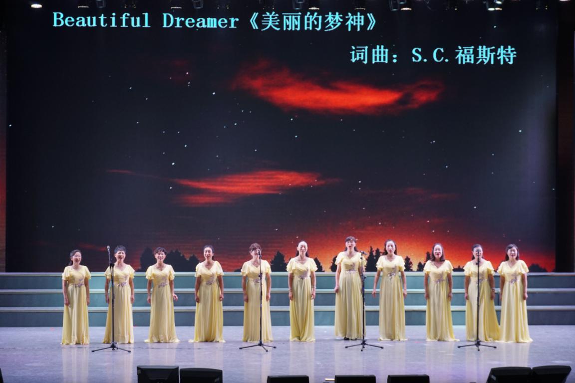 女声小合唱《美丽的梦神》选自美国歌曲,优美动人的旋律表达了作者